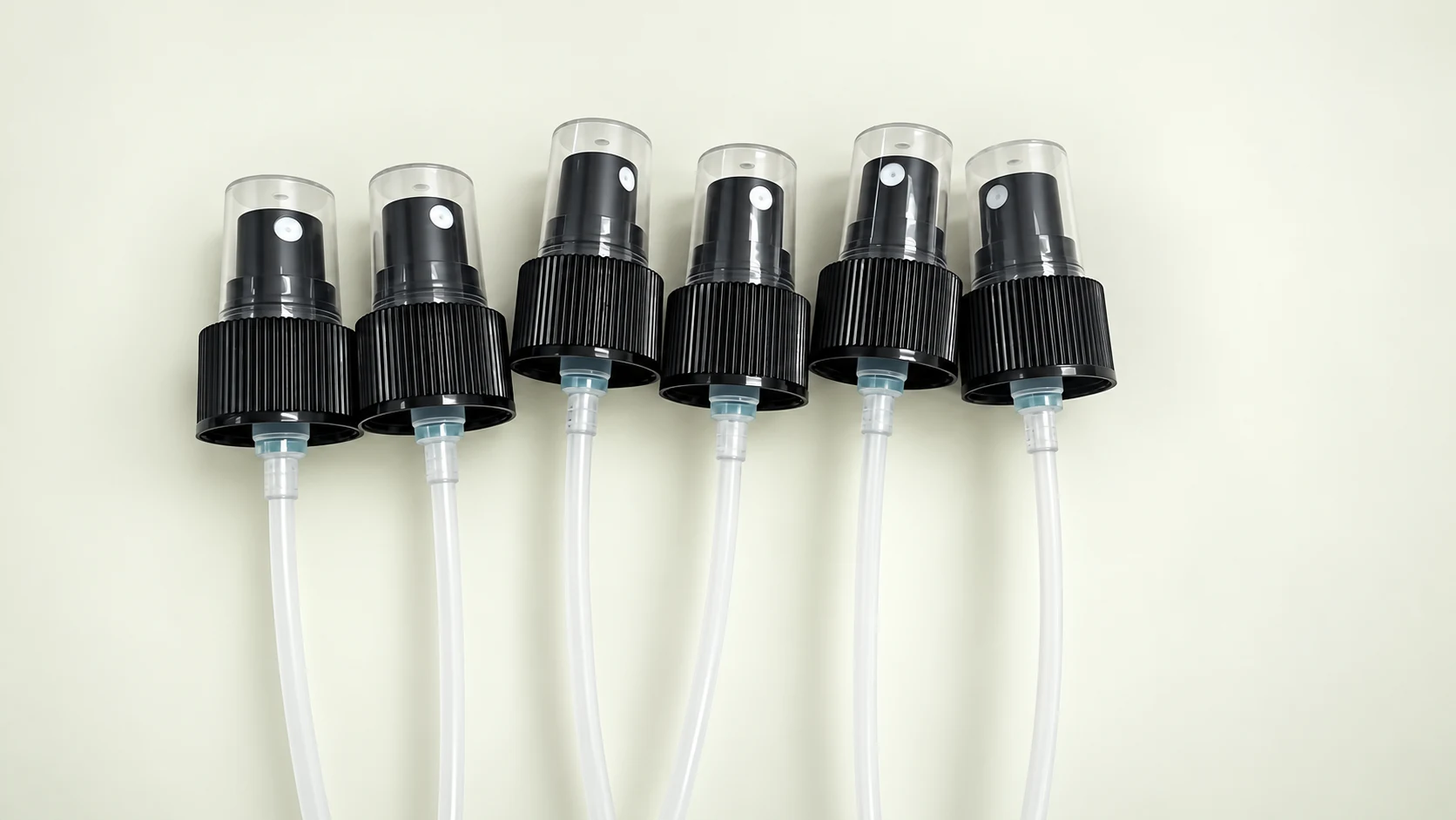 Black oil-resistant fine mist sprayers with clear caps